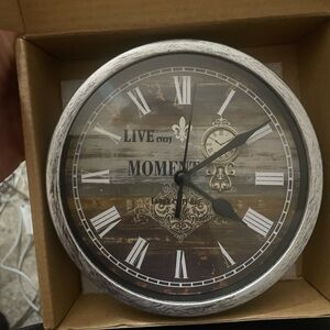 SAC SMARTEN ARTS Classic Silent Desk Clock 6 Inch Non-Ticking Decor Silver